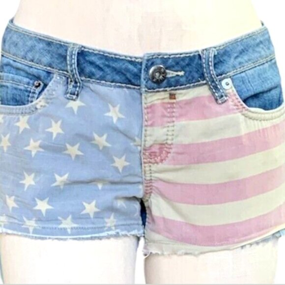 YMI Denim Jean Stars & Stripes Flag Shorts Sz 9 #185H - Picture 3 of 11
